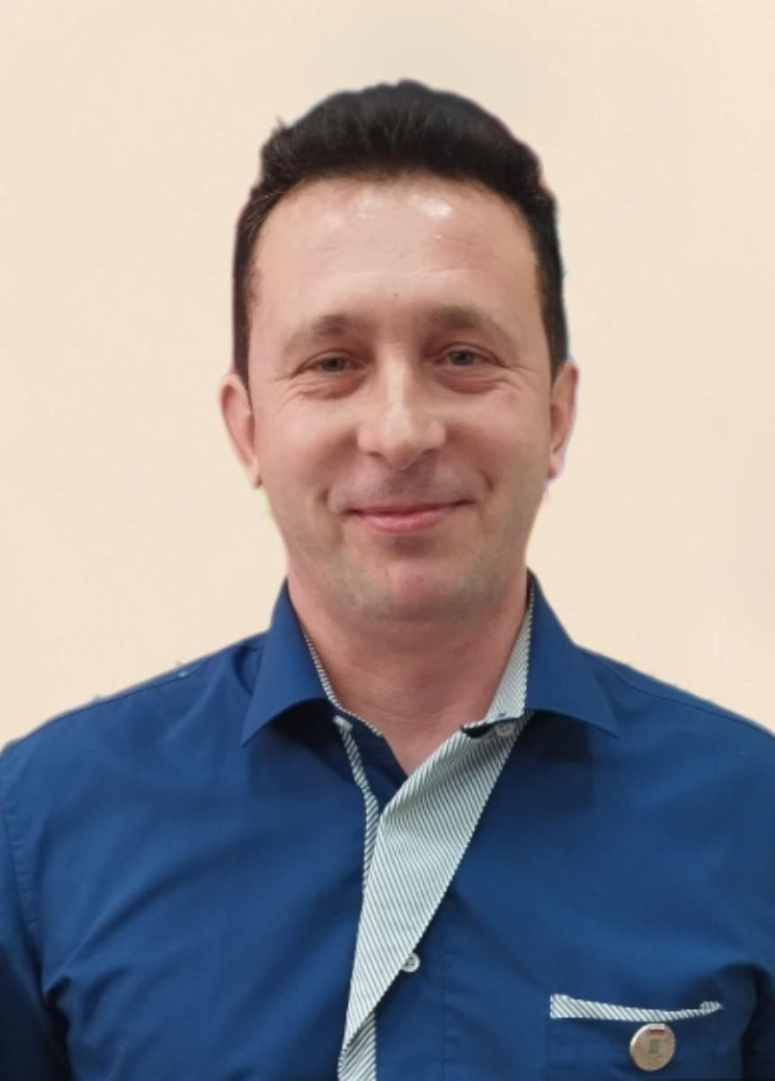 Селянинов Александр Вениаминович.